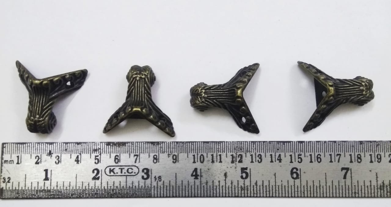 Brand Zero Antique Metal Legs - Design 2