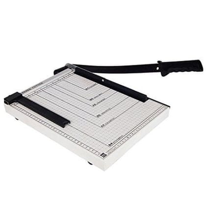 Paper cutter