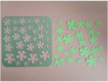 Brand Zero Die - Pierced Petal Frame Metal Cutting Die 9.5 * 9.5 cm