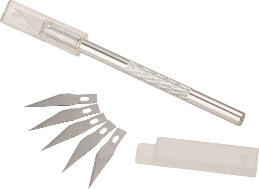 Detailed Knife with 5 blades