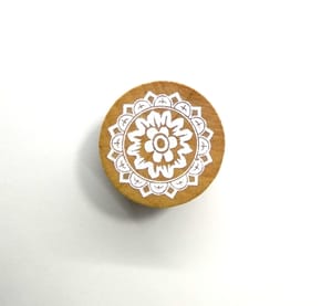 Wooden Block Stamp Round - Design 2